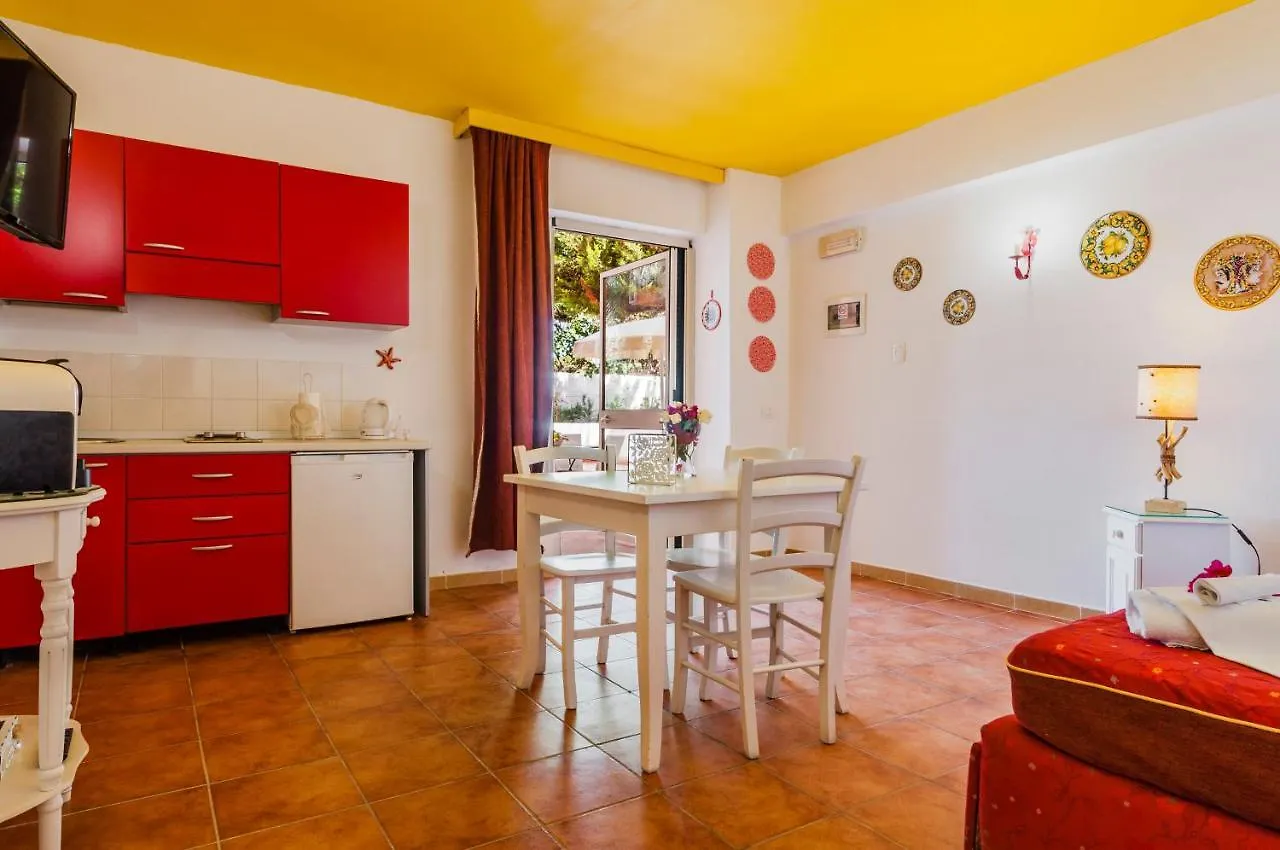 Calliope'S Apartments - Stella Del Mare Syracuse
