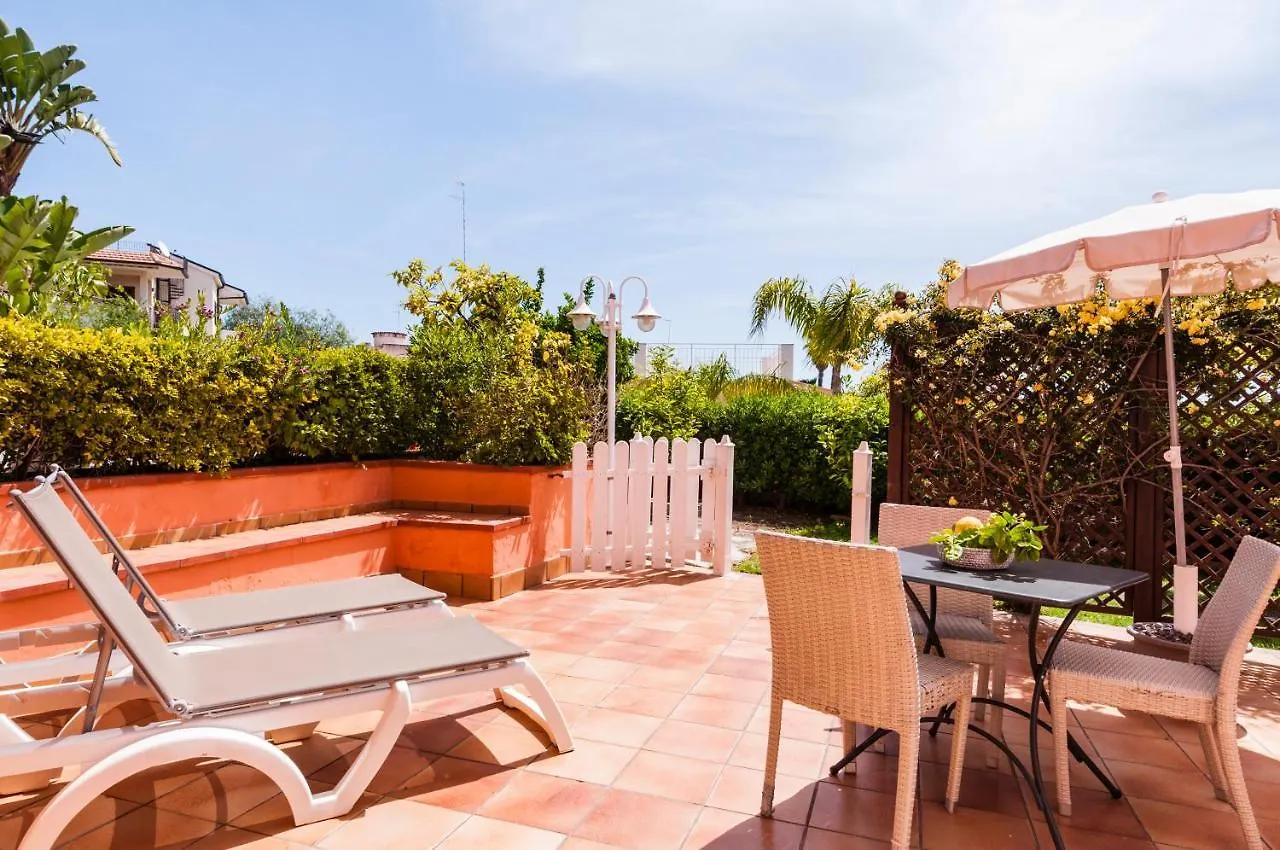 Calliope'S Apartments - Stella Del Mare Syracuse