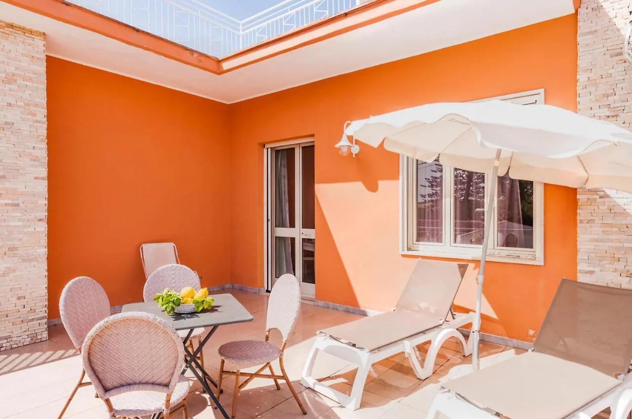 Calliope'S Apartments - Stella Del Mare Syracuse Italy